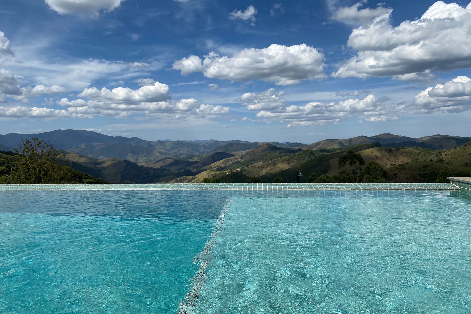 Custom Pool Construction — Romo's Pools
